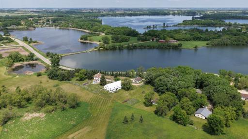 411 60th Avenue NE, Willmar, MN 56201