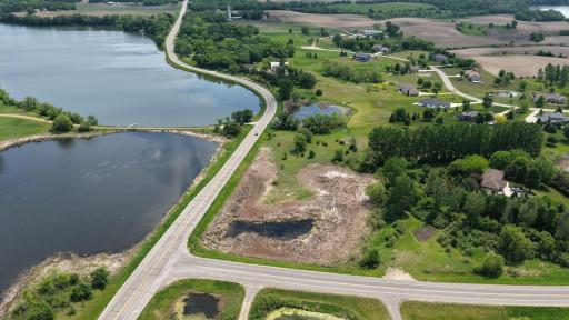 411 60th Avenue NE, Willmar, MN 56201