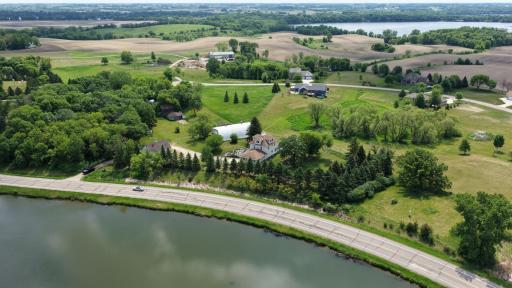 411 60th Avenue NE, Willmar, MN 56201