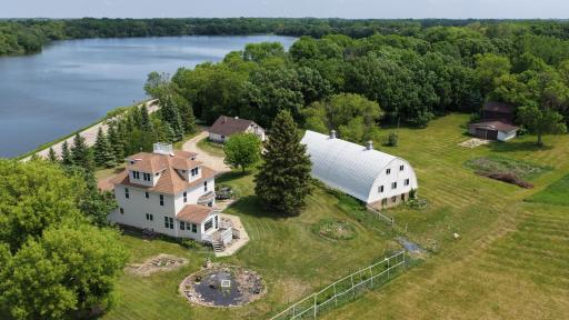 411 60th Avenue NE, Willmar, MN 56201