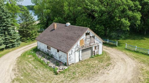 411 60th Avenue NE, Willmar, MN 56201