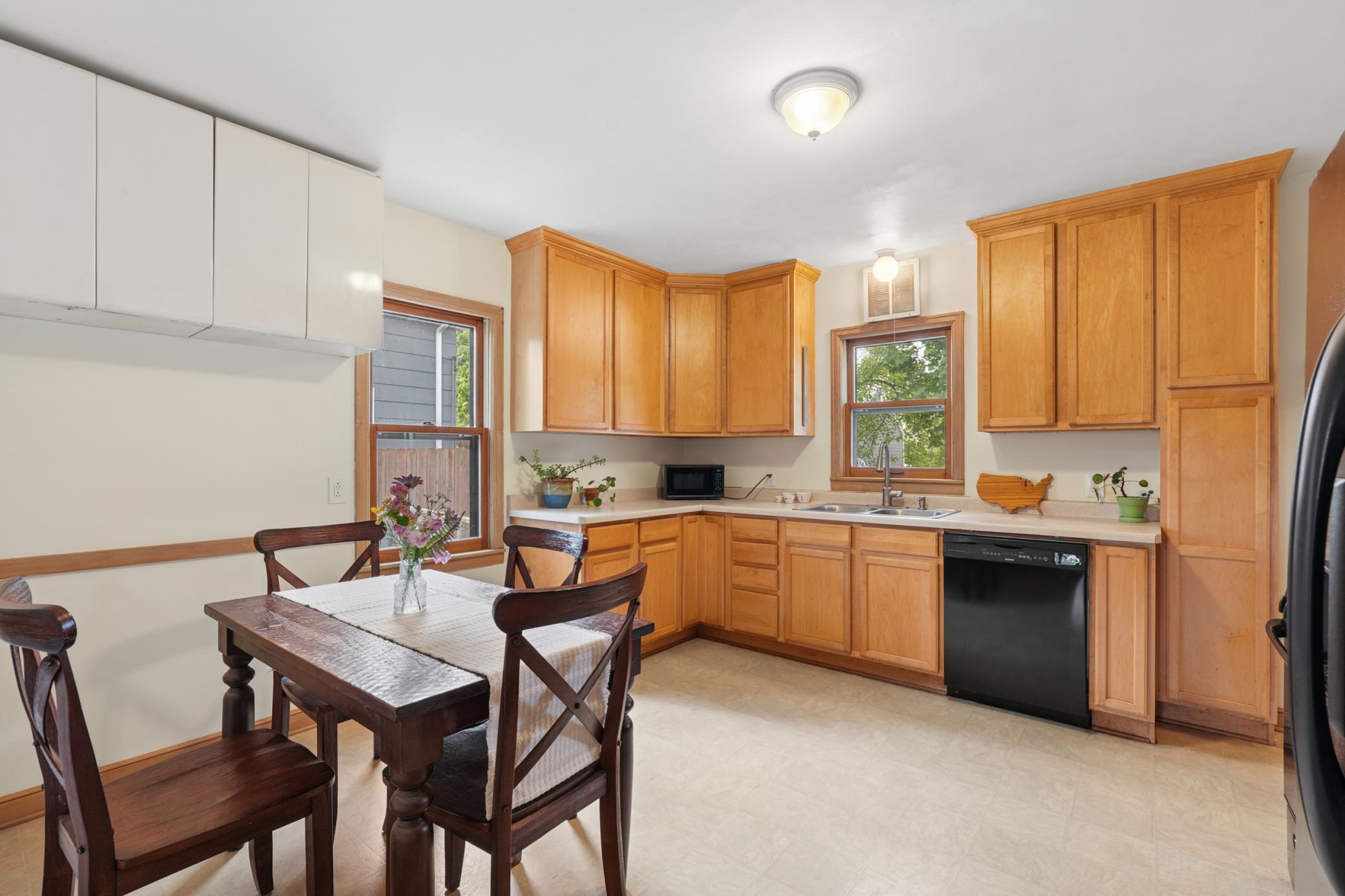Eat in kitchen
