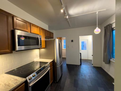823 N 57th Avenue W, Duluth, MN 55807
