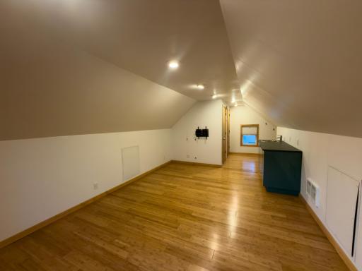 823 N 57th Avenue W, Duluth, MN 55807