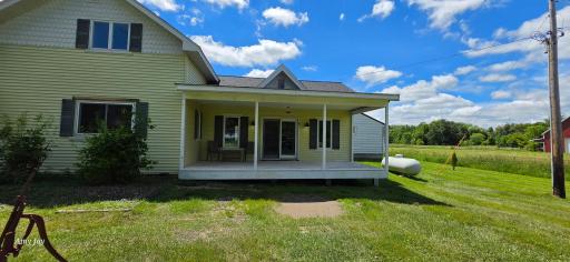 Additional Porch out of Livingroom