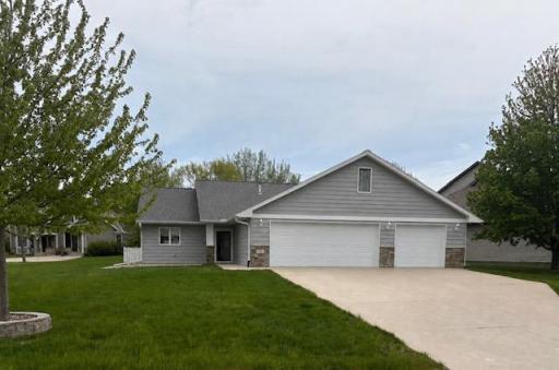 1367 Heritage Avenue NW, Hutchinson, MN 55350