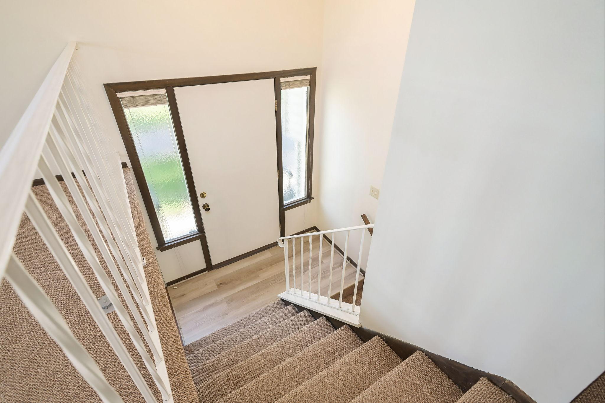 Entryway with LVT flooring