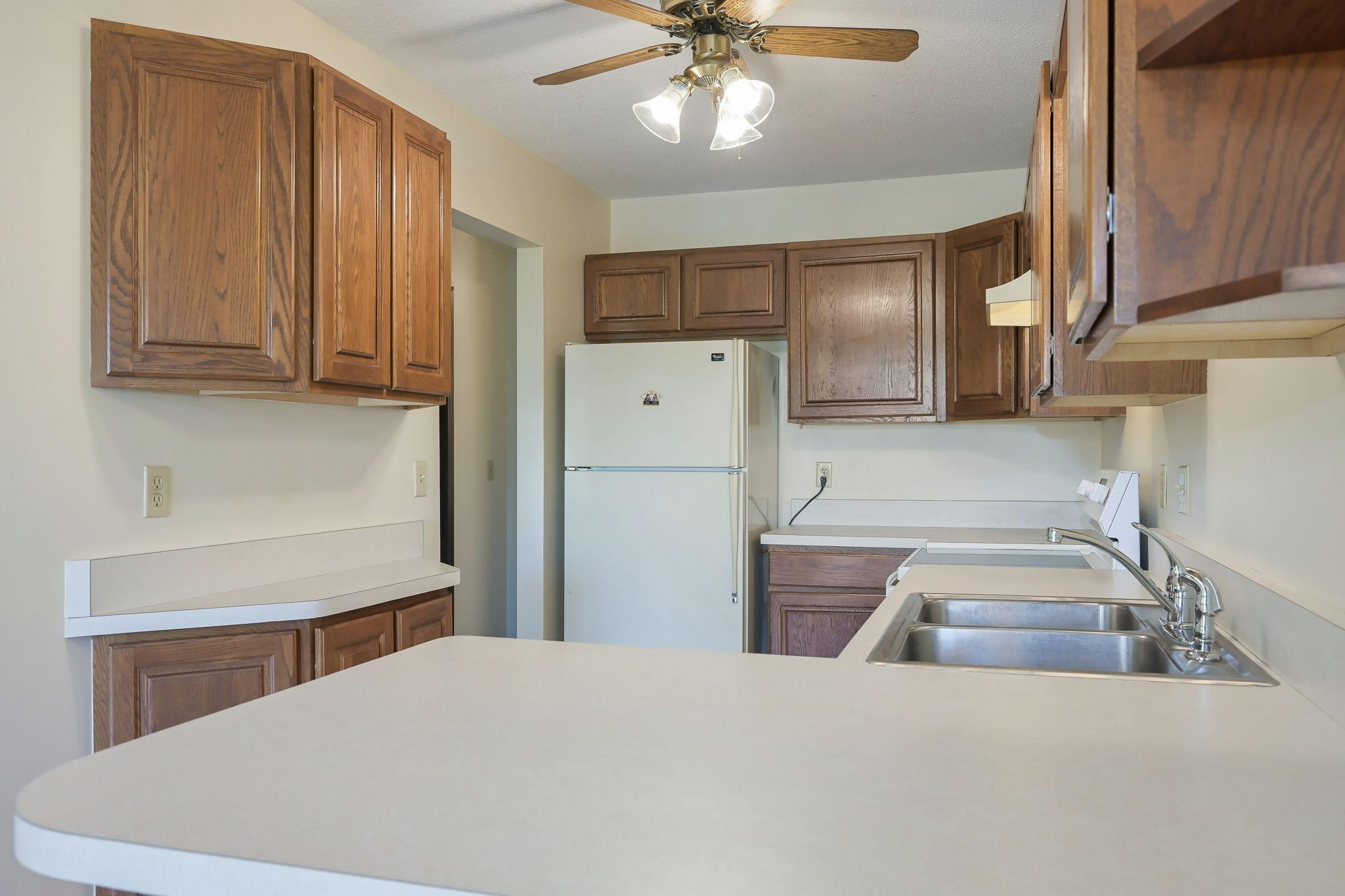 Extra counter and cabinets on the side - potential coffee station!