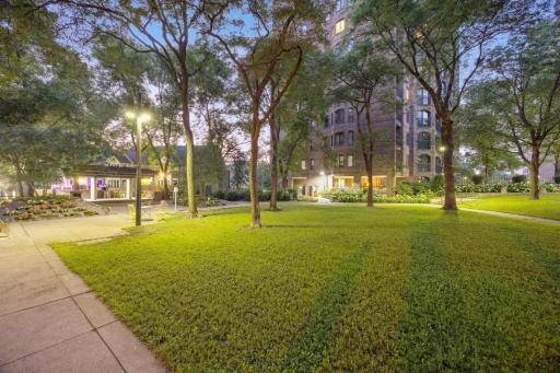 1235 Yale Place, 1701, Minneapolis, MN 55403