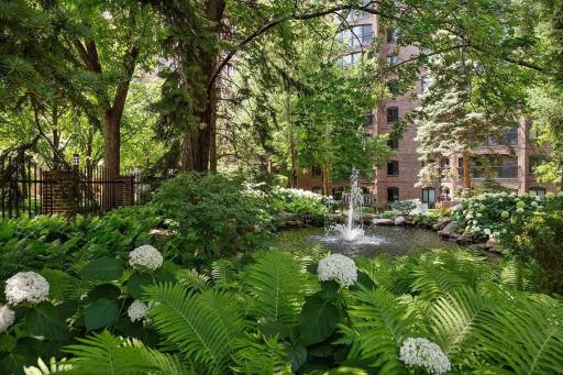 1235 Yale Place, 1701, Minneapolis, MN 55403