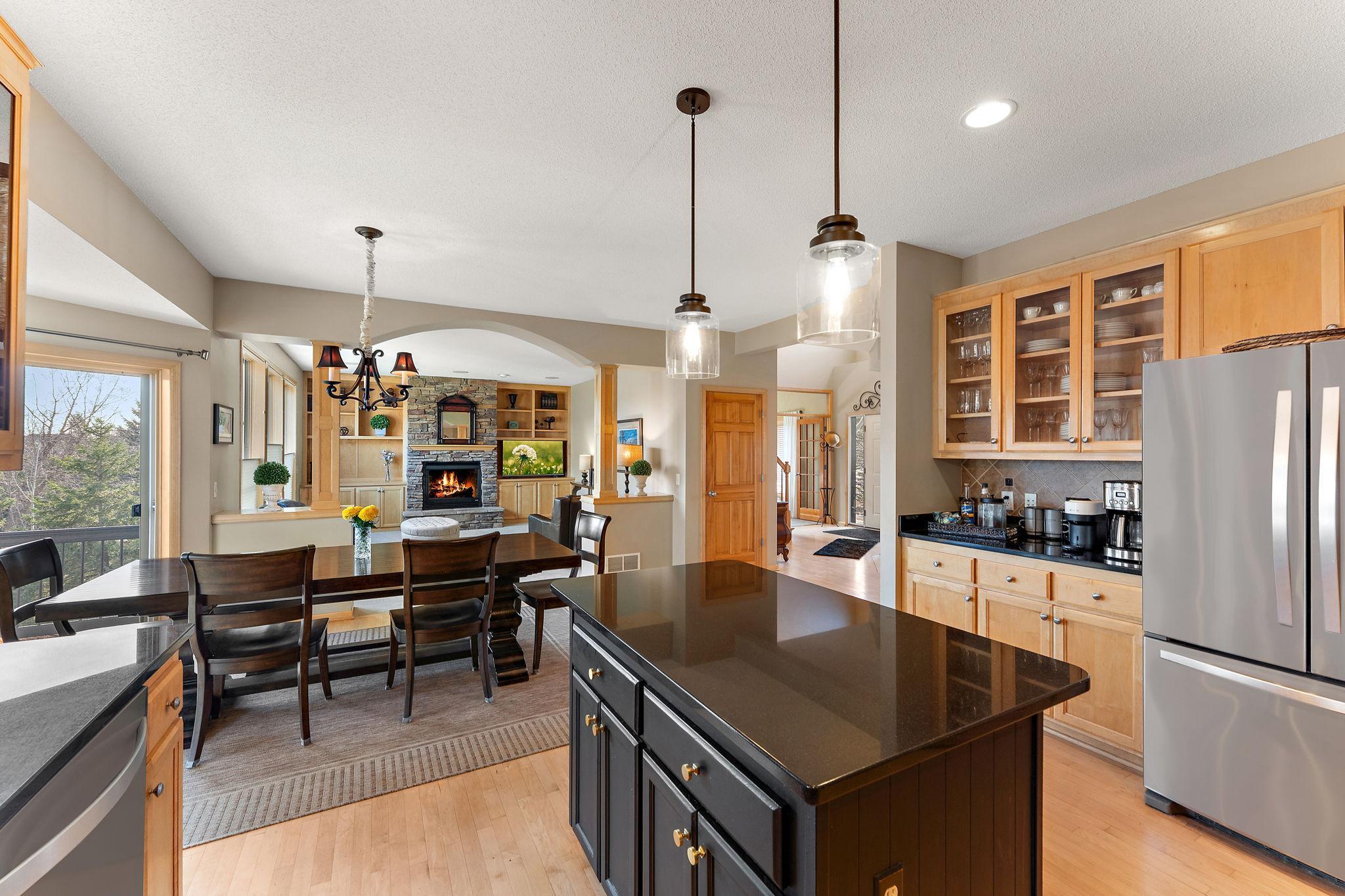 Kitchen island.jpg