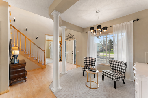 11470 Halstead Trail, Saint Paul, MN 55129