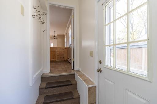 105 Warner Avenue S, Willernie, MN 55090