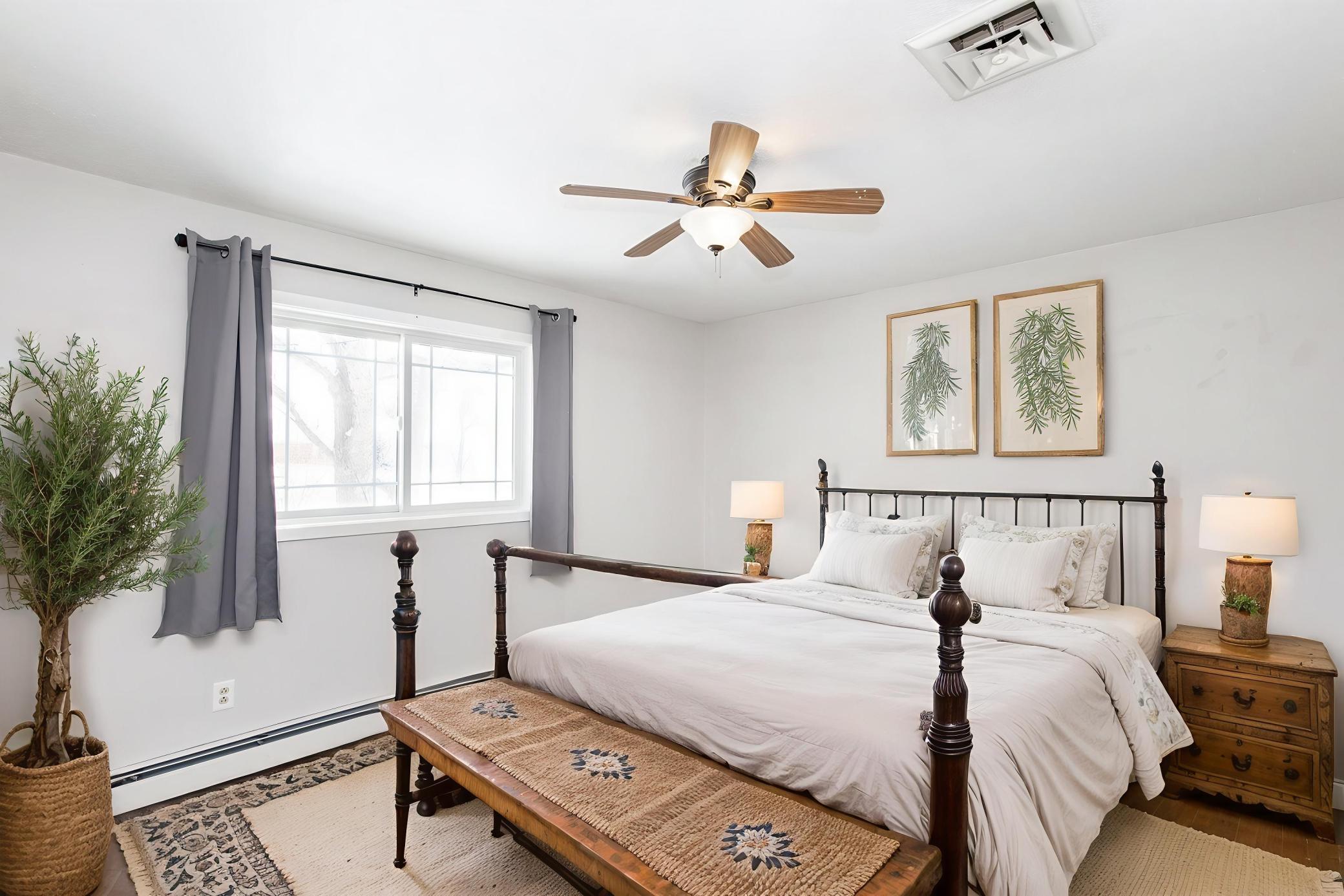 228-18-Bedroom-Farmhouse-17.jpg