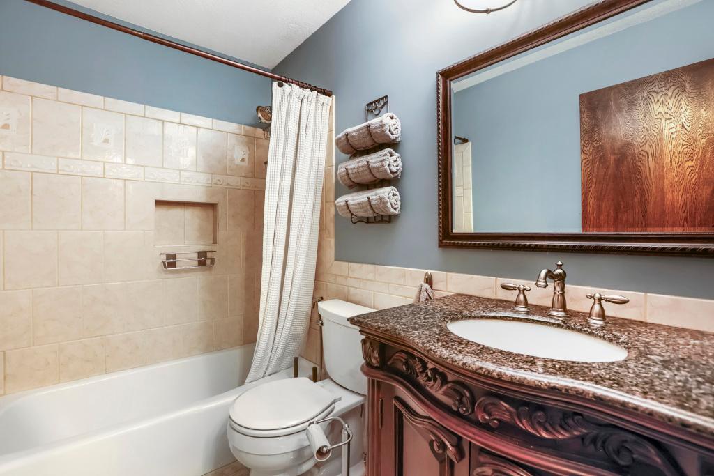 Main Floor Bathroom.jpg