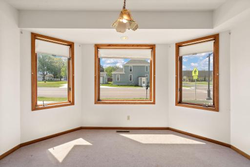 300 E State Street, Belle Plaine, MN 56011