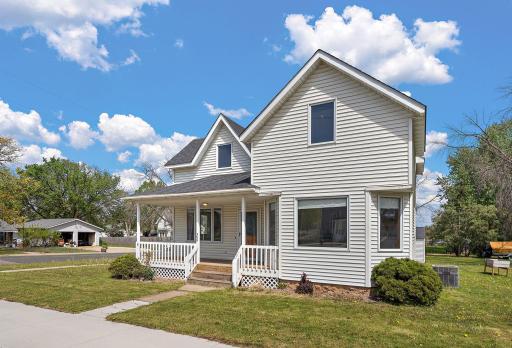 300 E State Street, Belle Plaine, MN 56011