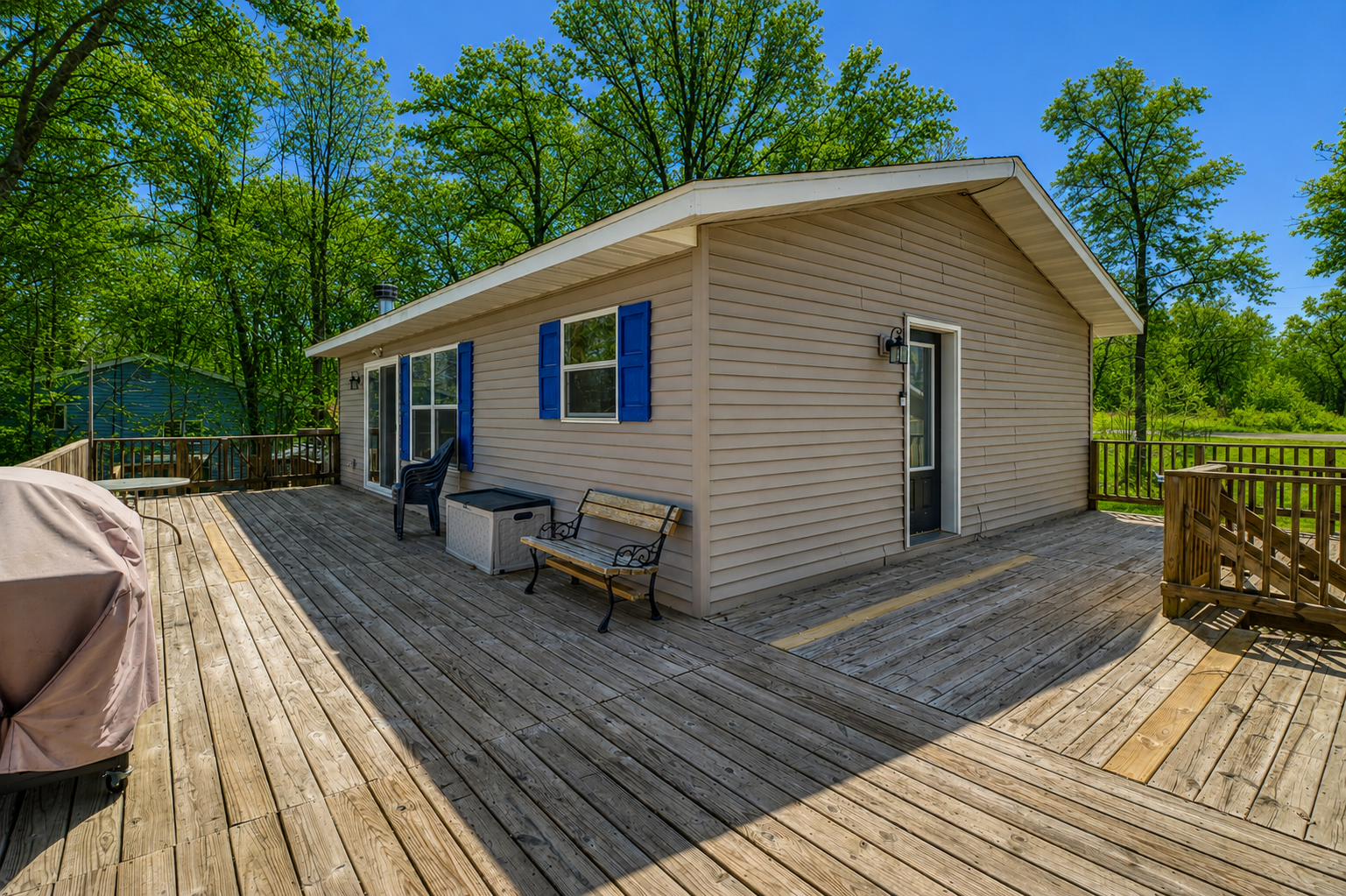 Exterior _Deck 1_1 AI.png