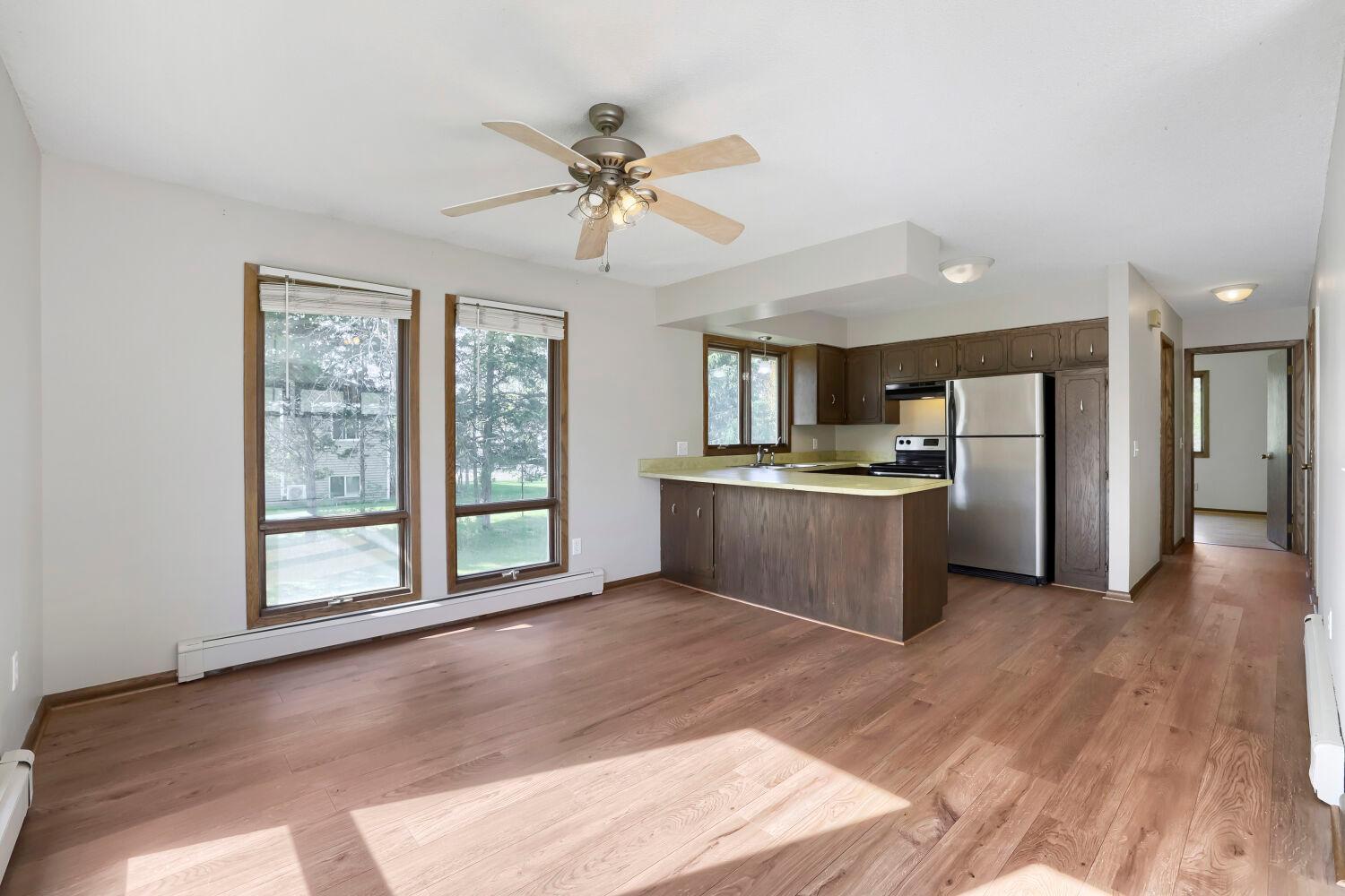 17012 Lexington Avenue NE - Web Quality - 011 - 08 Kitchen.jpg