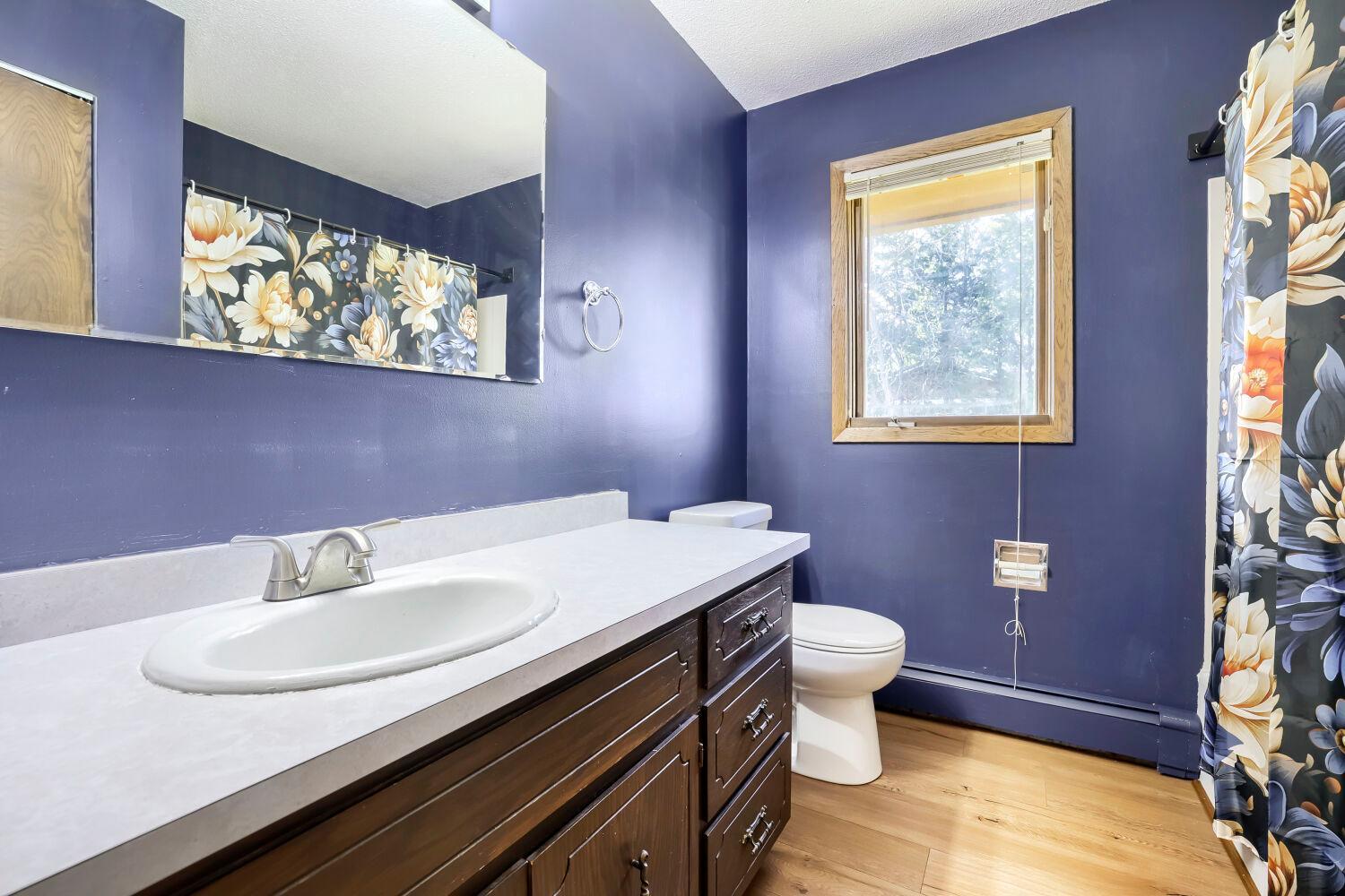 17012 Lexington Avenue NE - Web Quality - 027 - 24 Bathroom.jpg