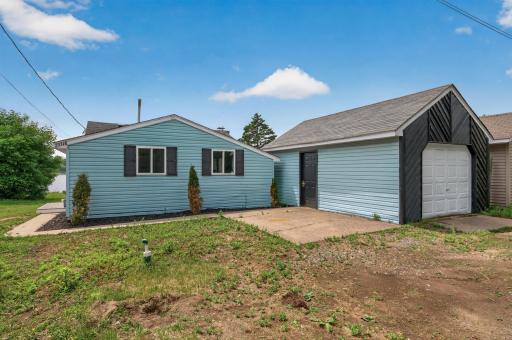 29348 Francis Lake Drive NW, Isanti, MN 55040