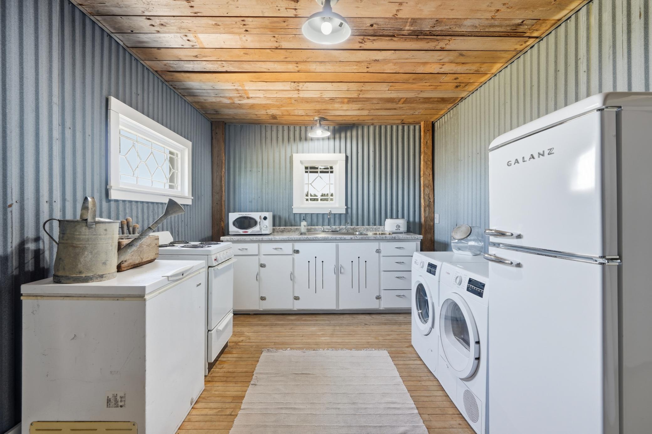 07-Kitchen.jpg