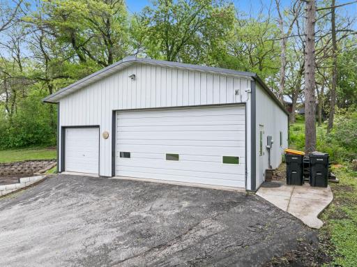 206 21st Street SW, Rochester, MN 55902