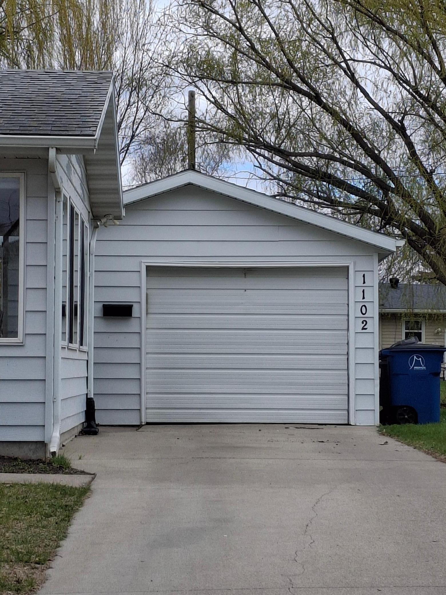 Oversized Single Garage