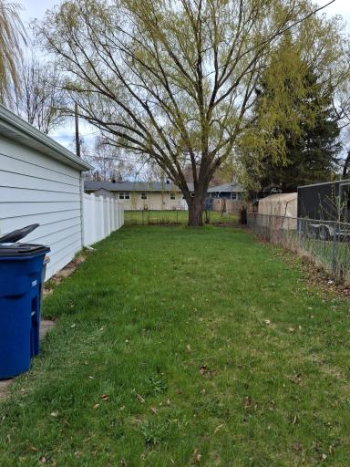 1102 19th Street N, Moorhead, MN 56560