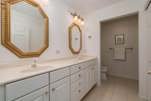 1429 Parkside Lane, North Mankato, MN 56003