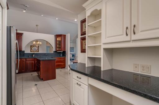 1429 Parkside Lane, North Mankato, MN 56003