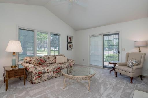 1429 Parkside Lane, North Mankato, MN 56003