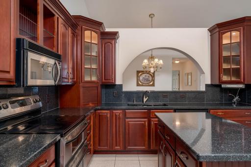 1429 Parkside Lane, North Mankato, MN 56003