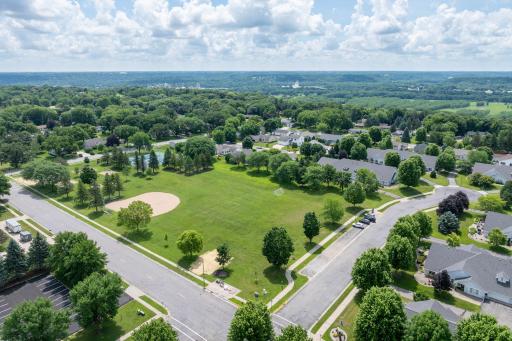 1429 Parkside Lane, North Mankato, MN 56003