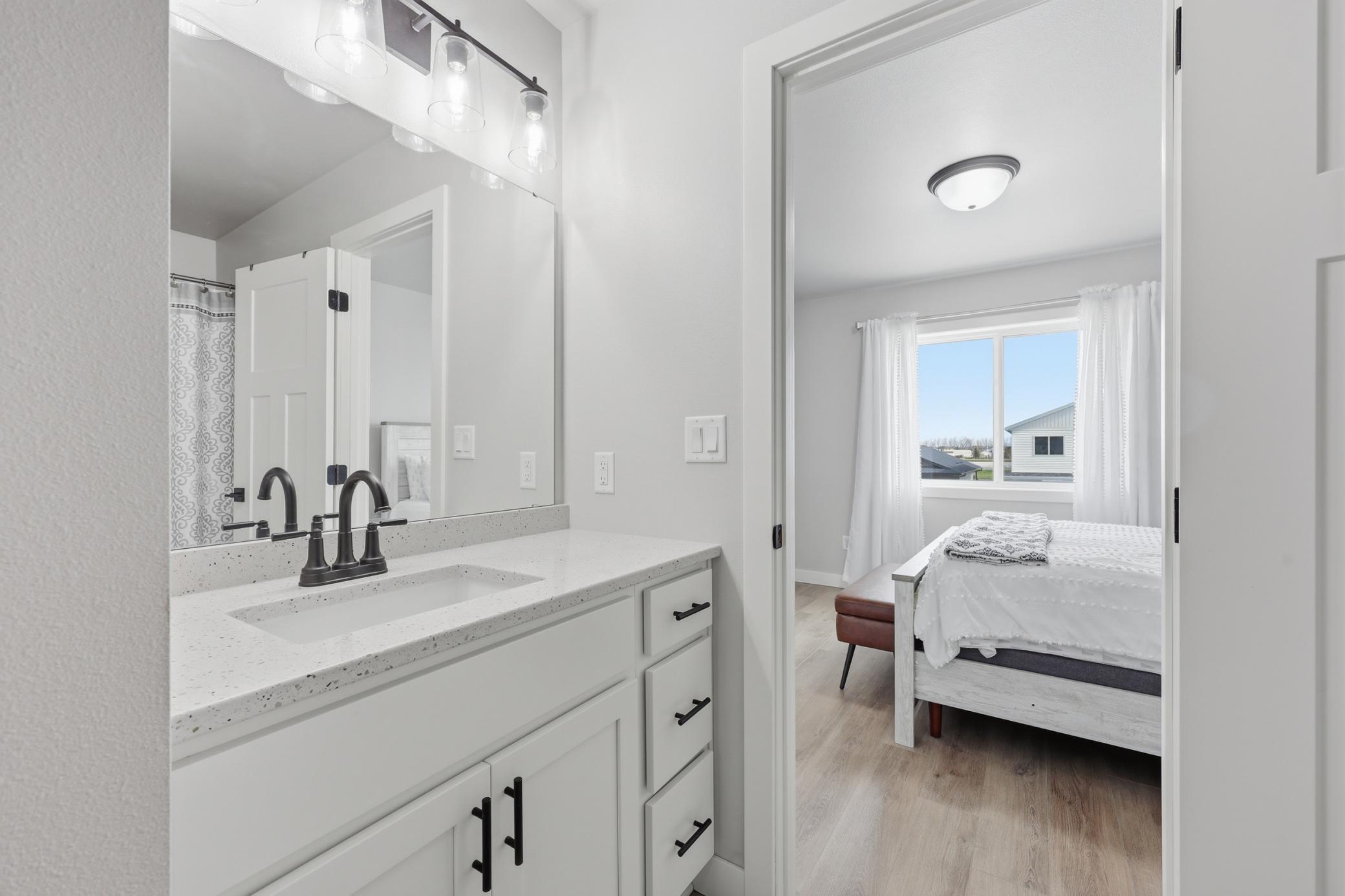 Full Primary Bathroom