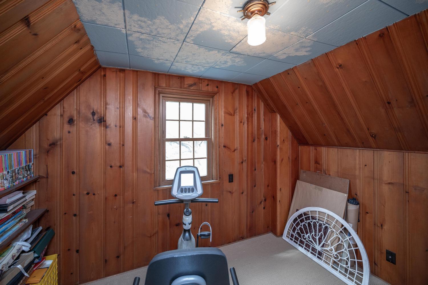 038-015-Bonus Room-1500x999.jpg