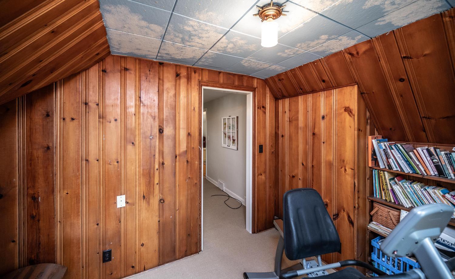 039-012-Bonus Room-1500x920.jpg