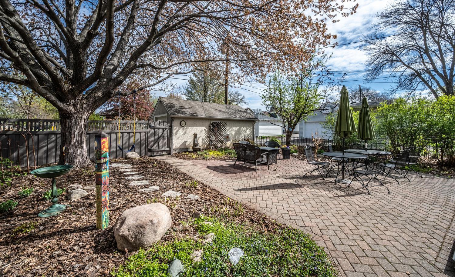 004-007-Back Yard-1500x914.jpg