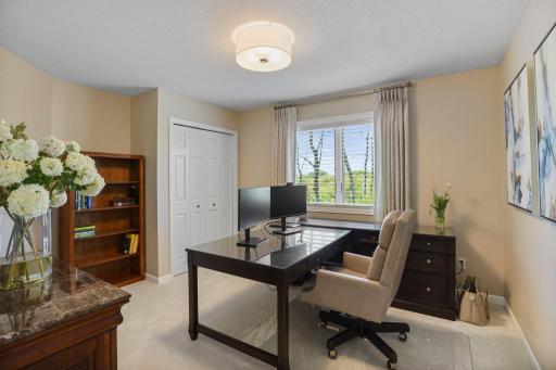 8587 Summit Oaks, Savage, MN 55378