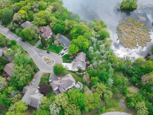 8587 Summit Oaks, Savage, MN 55378