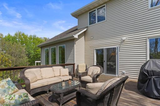 8587 Summit Oaks, Savage, MN 55378