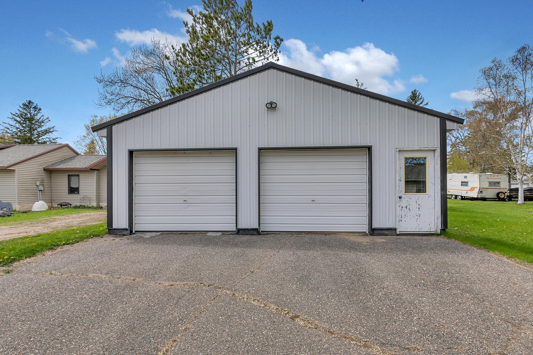 Detached Garage