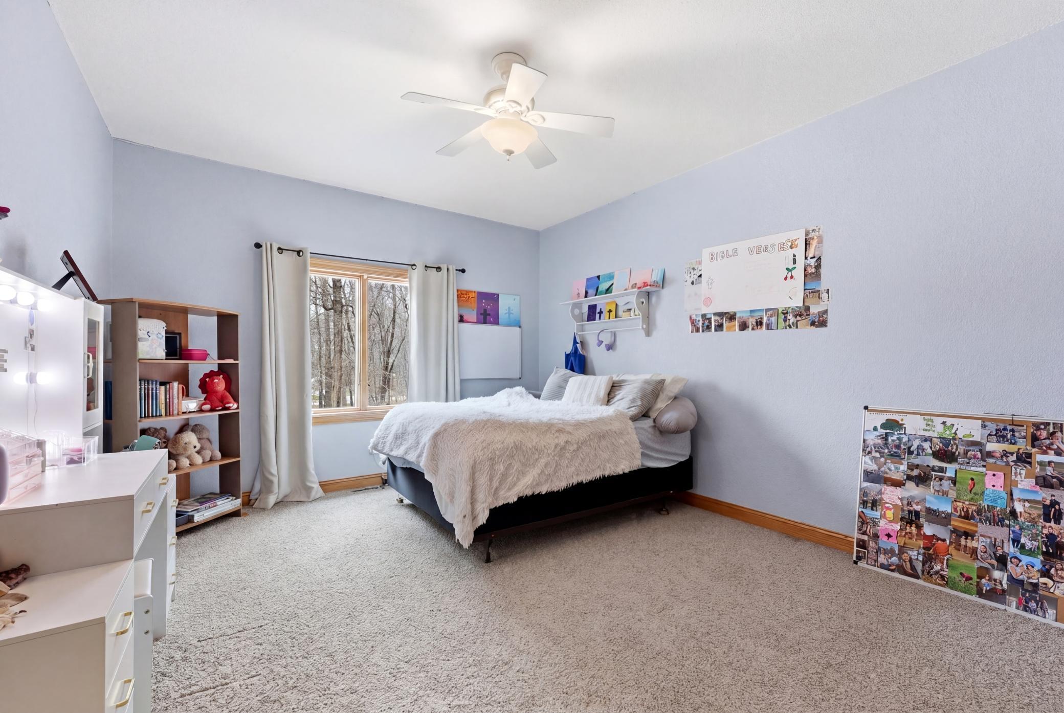 Bedroom 2 - Upper Level