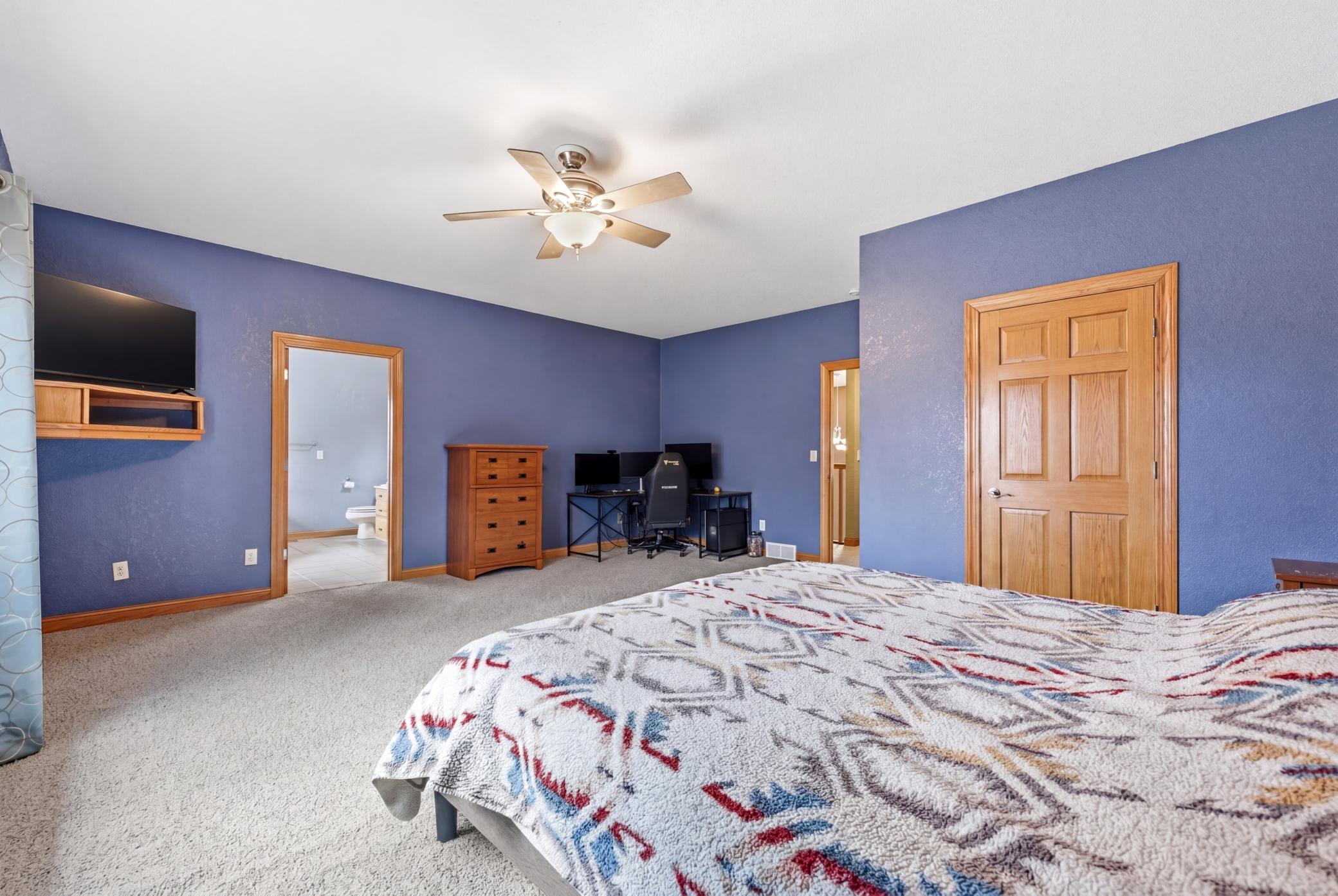 Large Primary Bedroom