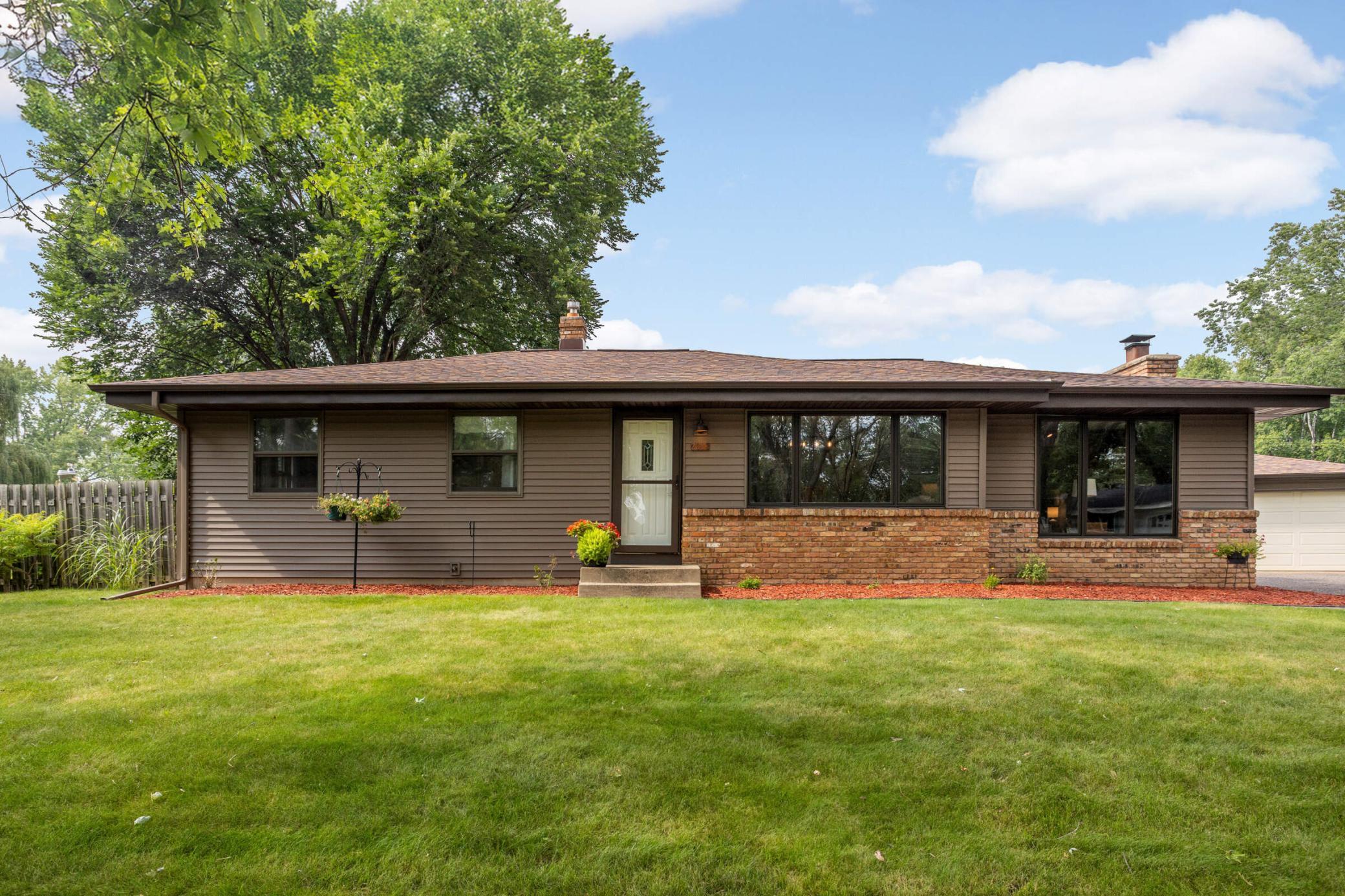 Conveniently located near parks, trails, schools, shopping, dining, and all that White Bear Lake has to offer.