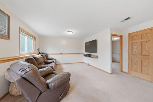 2529 Edinbrook Terrace, Minneapolis, MN 55443