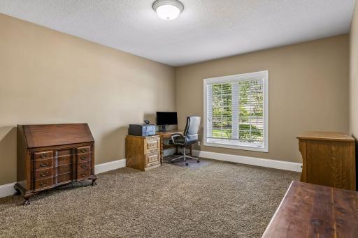 9251 Wedgewood Point, Woodbury, MN 55125