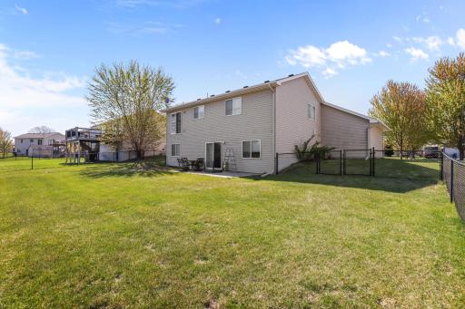 10137 179th Avenue NW, Elk River, MN 55330