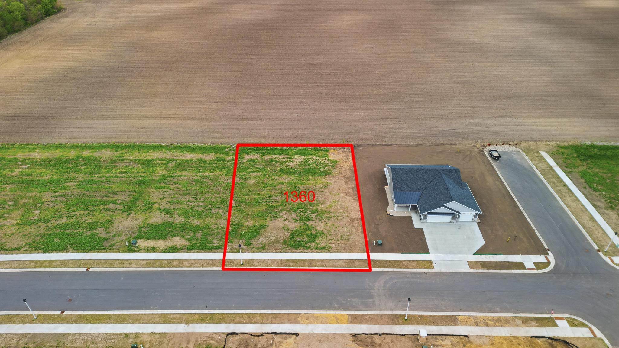 1360 Cullen St Parcel