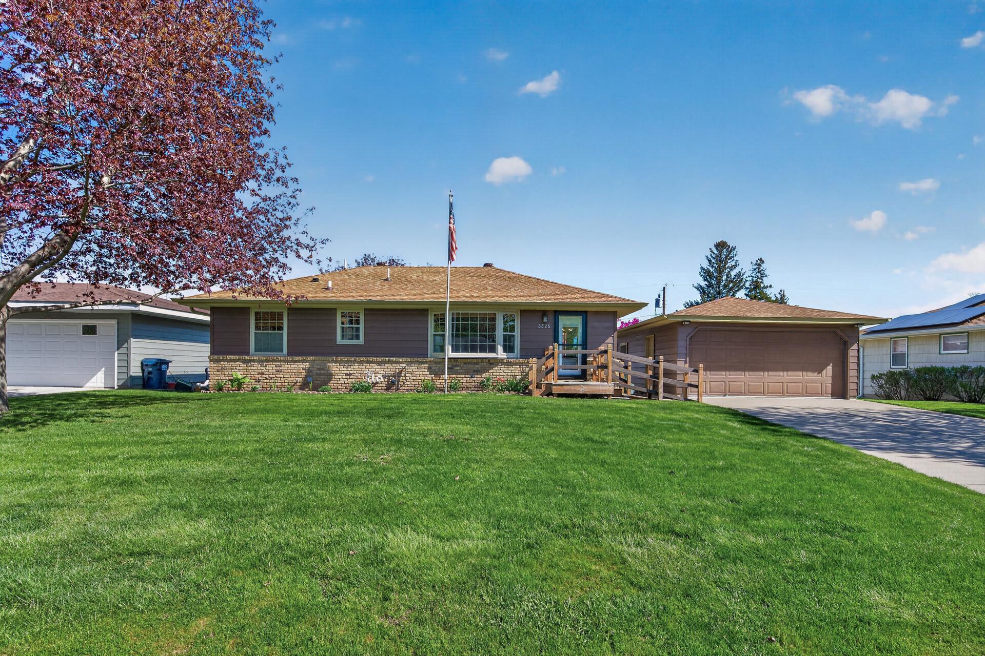 Welcome! 3325 143rd St